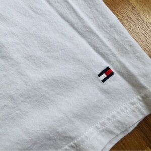 Tommy Hilfiger/Calvin Klein white V-neck men's T-shirt, bundle size XL